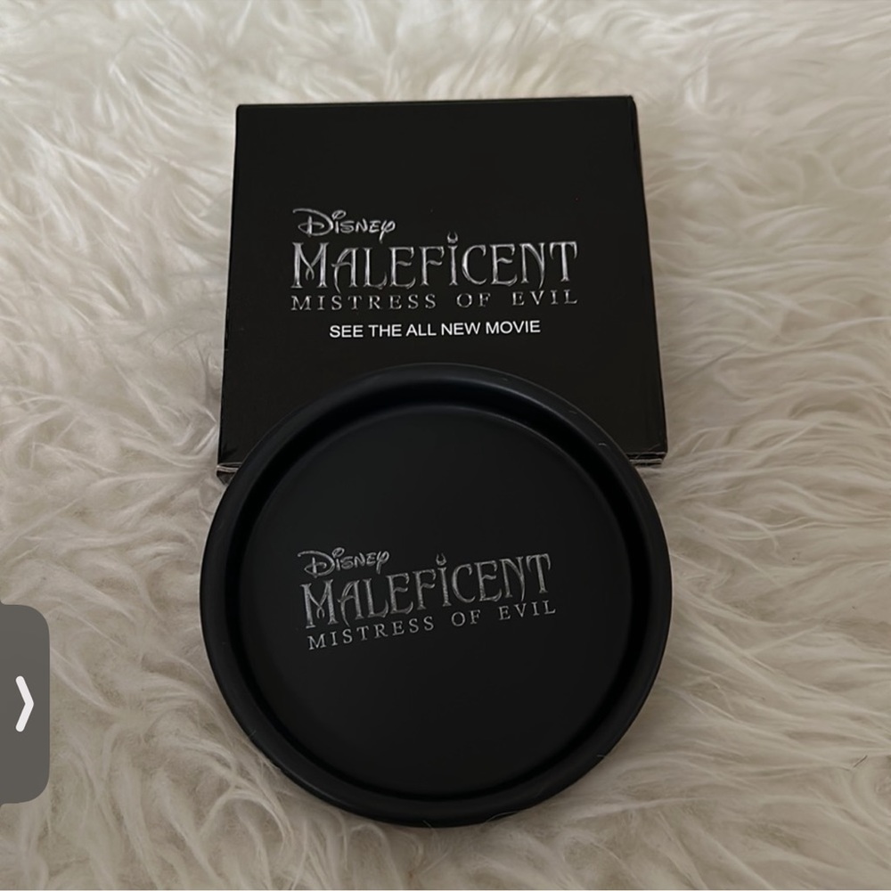 NIB 2019 Disney Maleficent Mistress of Evil Watch & Accessories Plate - Picture 12 of 16